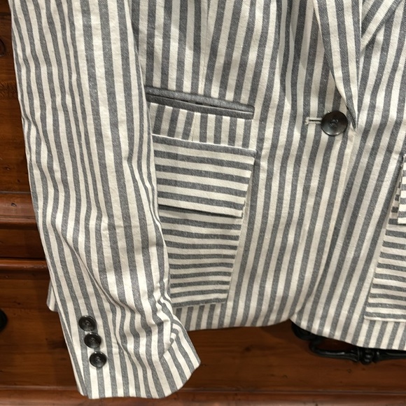 Womens  blazer - Picture 3 of 4